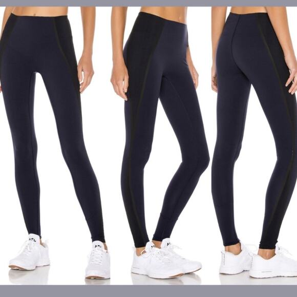 Spanx NWOT Mesh Contour Active Leggings in Lapis Night Blue Size Medium - Picture 2 of 5